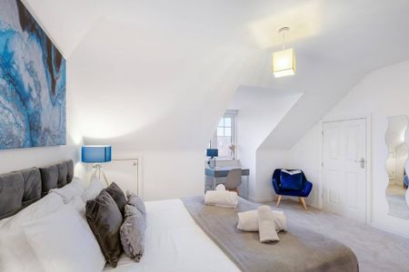 4 bedroom semi-detached house to rent - Photo 5