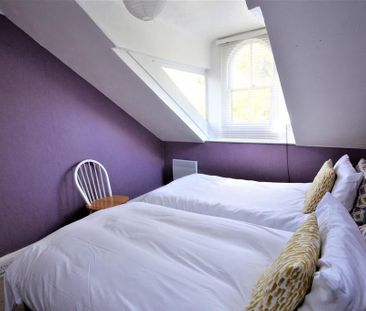 2 bedroom apartment to rent - Photo 2