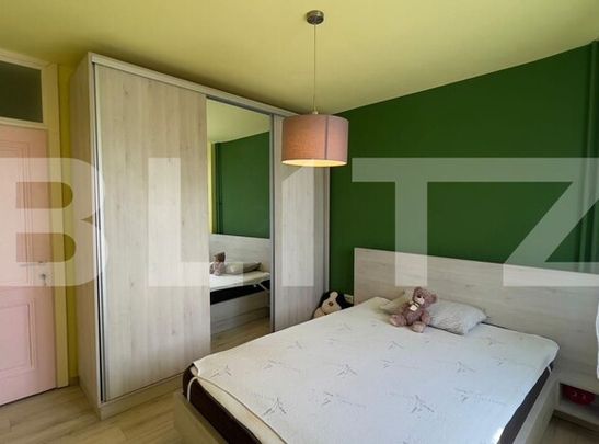 Apartament de inchiriat, cu 2 camere in zona centrala, langa Primarie - Fotografie 1