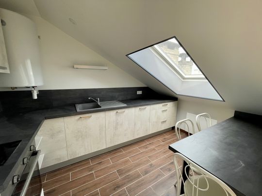 Location Appartement 1 pièce 21m² REMIREMONT 88200 - Photo 1