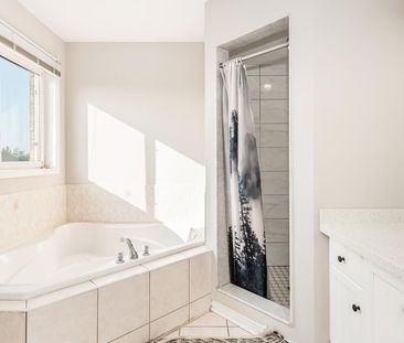 For Lease - 3949 Tacc Drive Unit# Main House, Mississauga, Ontario - Photo 4