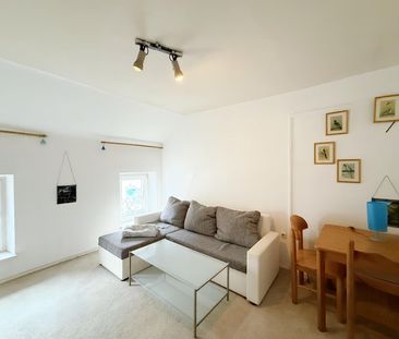 MÖBLIERTE 4-ZIMMERWOHNUNG IN ALTBAU ZU MIETEN! - Photo 6