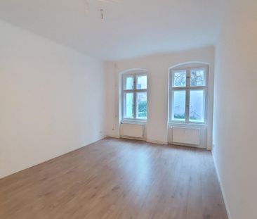 Schicke 1,5-Zimmer-Wohnung mitten in Neukölln sucht neue Mieter! - Photo 2