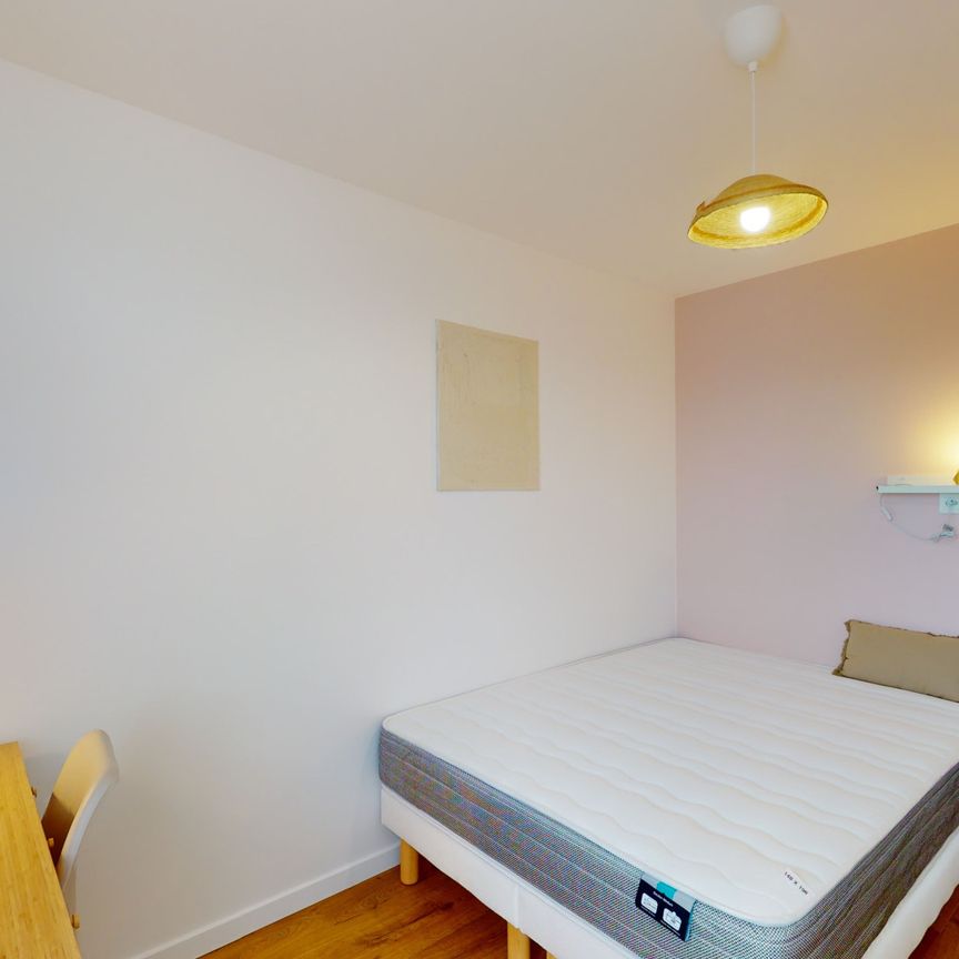 BONNAT M Roommate 4 Bedrooms at Toulouse - Photo 1