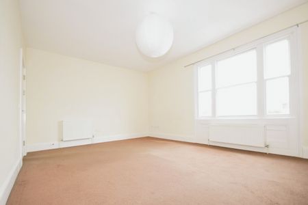 2 bedroom maisonette to rent - Photo 5