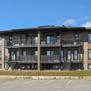 3 Boulevard des Grives, Gatineau, QC - Photo 2
