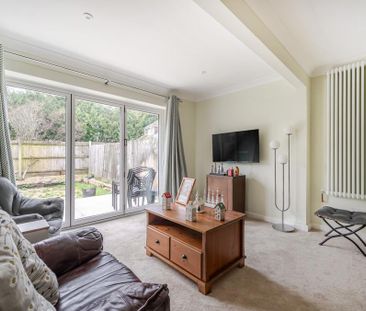 2 bedroom bungalow to rent - Photo 1