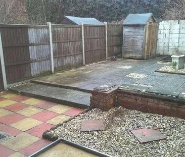 Coltham Close Charlton Kings Cheltenham, GL52 - Photo 2