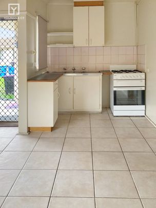 Unit 2, 5 Mcmillan Court, Shepparton - Photo 1
