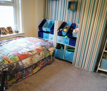 2 bedroom terraced house to rent - Photo 3