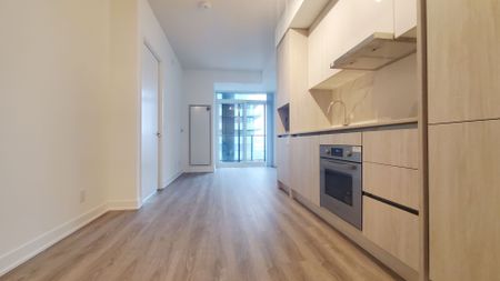For Lease - 180 Front Street Unit# 3009, Toronto, Ontario - Photo 5