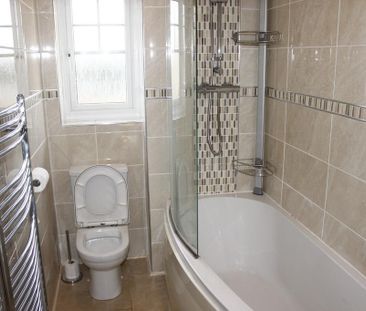 2 bedroom semi-detached house to rent - Photo 6