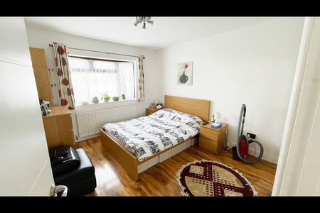 2 Bed Bungalow, The Vale, N10 - Photo 5