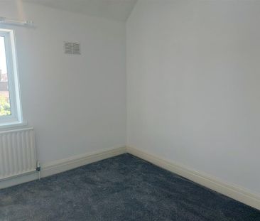 2 bedroom End of terrace house to rent - Photo 5
