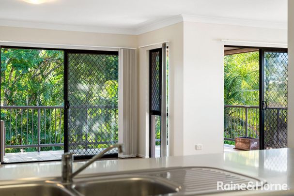 Stylish 3-Bedroom Apartment in Prime Location - Photo 1