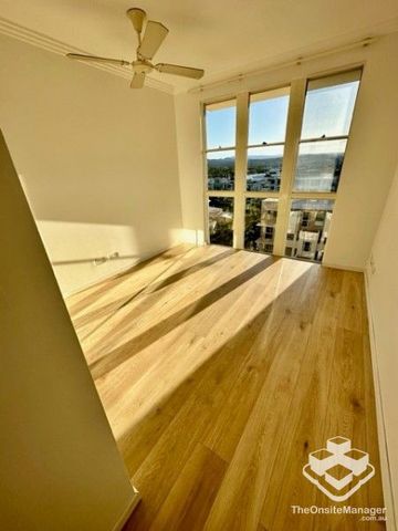 Modern 2 Bed, 2 Bath, 2 Car + Storage | Fully Furnished - Photo 3