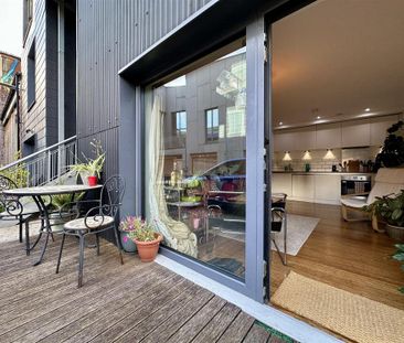 2 bedroom duplex to rent - Photo 2