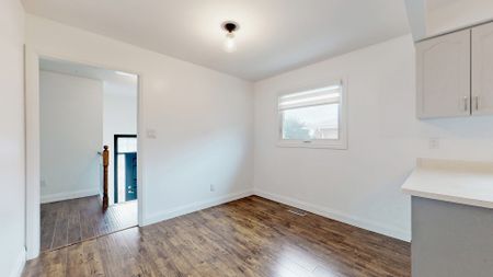 For Lease - 17 Porritt Street Unit# MAIN, Barrie, Ontario - Photo 3