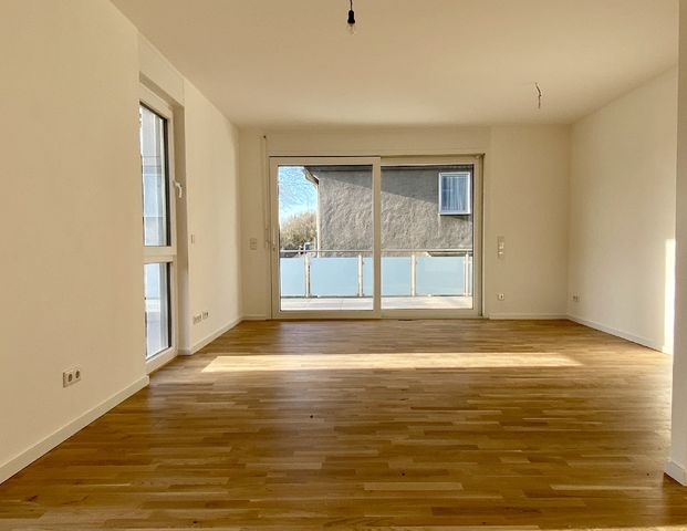 Moderne 3-Zimmerwohnung in citynaher Lage mit großem Balkon! - Photo 1