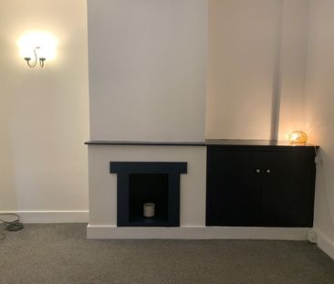 4 Bed End Terrace, Tivoli Road, SE27 - Photo 1