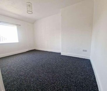 Clovelly Avenue, St. Helens, WA9 - Photo 3