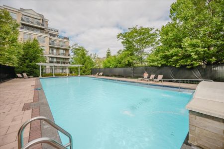 For Lease - 111 Civic Square Gate Unit# 215, Aurora, Ontario - Photo 3