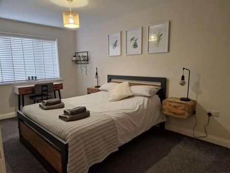 Vicarage Close, Birmingham, B42 - Photo 5