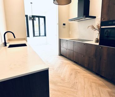 Volledig gerenoveerde woning in Centrum Antwerpen - Photo 1