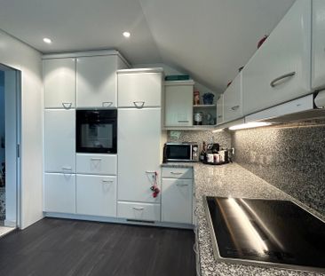 Ruhig und doch zentral - Dachwohnung von bester Qualität - Photo 6
