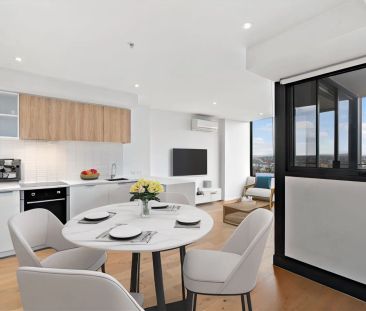 Sky-high style and serenity with resort-style on-site amenities - Photo 3