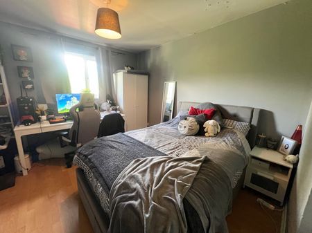 4 bedroom house to rent - Photo 3