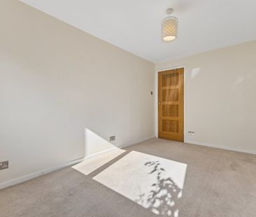 St. Valery Drive - Photo 2