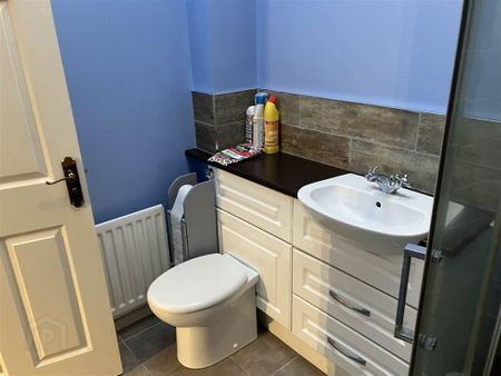 5 Priory Courtyard, Court Street, Newtownards, BT23 7NX - Photo 4