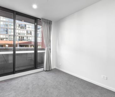 309/65 Cooyong Street, Braddon - Photo 2