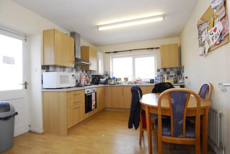2 bedroom house share to rent - Photo 3