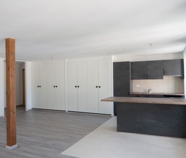 Grand Rue 8 – Bel et grand appartement de 4 pièces rénové - Photo 2