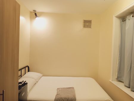 Room in a Shared House, Lea Farm Drive, LS5 - Photo 4