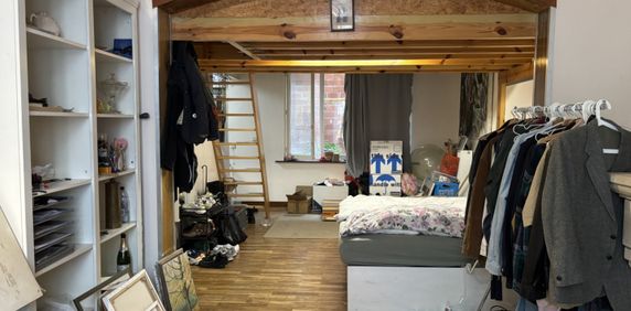 - GENT - Gelijkvloers appartement met slaapmezzanine - Photo 2