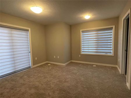 For Lease - 184 Wheat Lane, Kitchener, Ontario - Photo 5