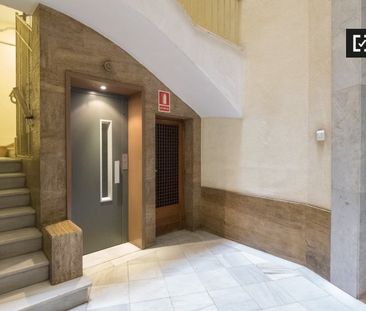 barcelona, Catalonia 08034 - Photo 4