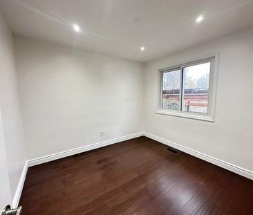 For Lease - 427 Crosby Avenue Unit# Main Floor, Richmond Hill, Ontario - Photo 1