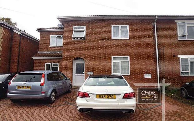 |ref: |, Waterloo Road, Southampton, SO15 - Photo 1