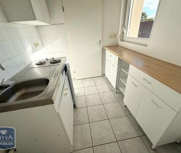 Location Appartement 2 pièces 54m² LE CATEAU CAMBRESIS 59360 - Photo 4