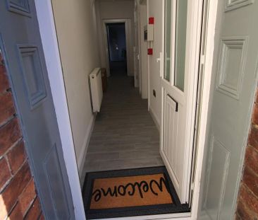 1 bedroom in a house share to rent - Photo 6