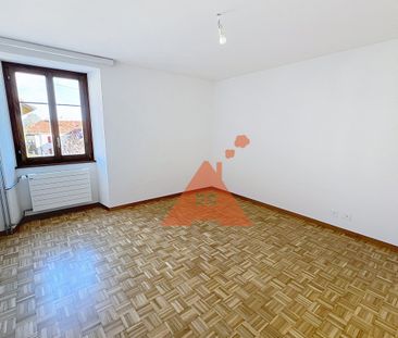 Appartement rénové au coeur de Mont-la-Ville. - Photo 1