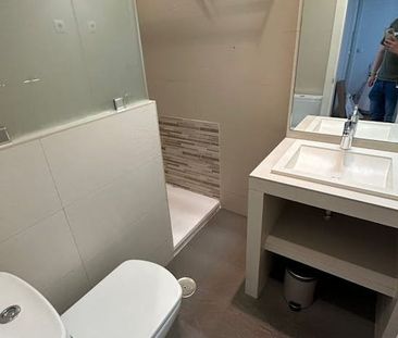 Calle de Rosario Romero, Madrid, Community of Madrid 28029 - Photo 5