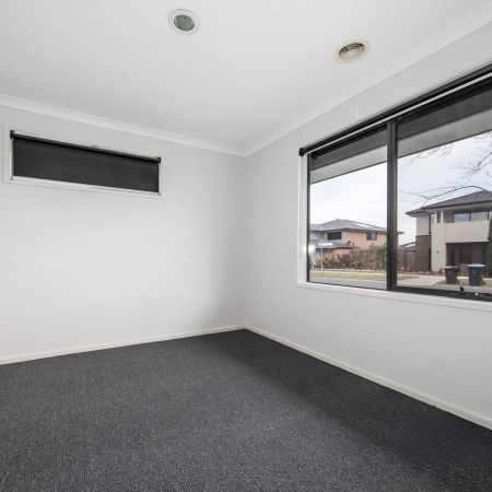 Comfort, Convenience & Easy Living! - Photo 2