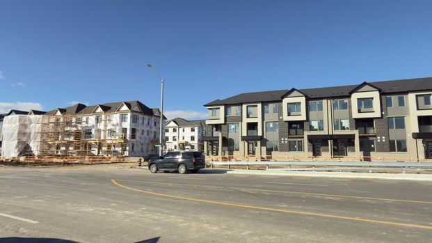 For Lease - 41 Yellow Rail Crescent, Brampton, Ontario - Photo 1