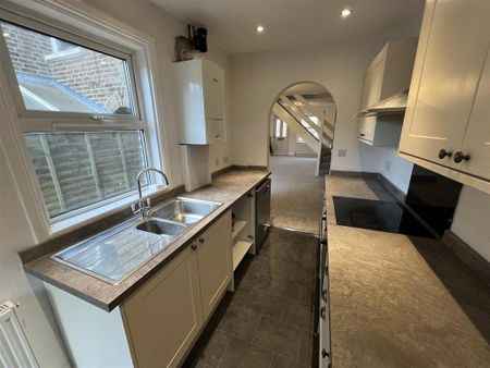 2 bedroom house to rent - Photo 4