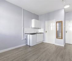 Coldharbour Lane, London, SW9 - Photo 2